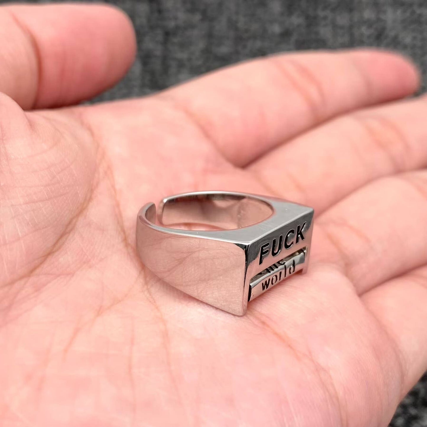 Fuck Everything Roterbar Ring
