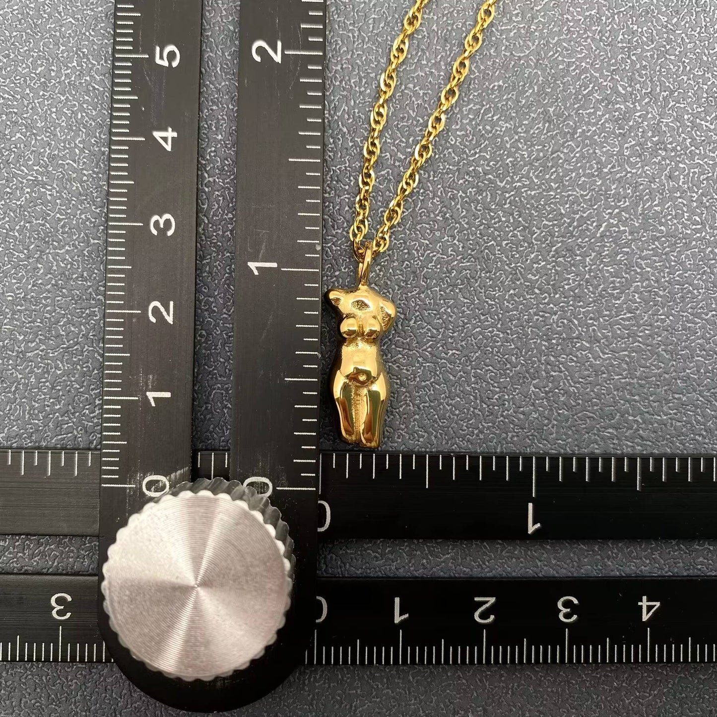 Kvinnkropp Smycke - 18K Guldpläterat - Halsband med Berlock
