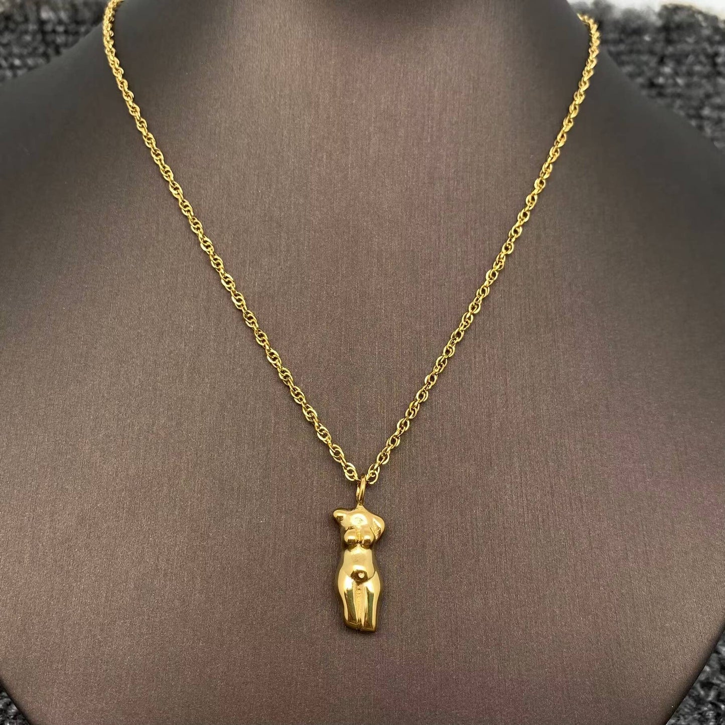 Kvinnkropp Smycke - 18K Guldpläterat - Halsband med Berlock