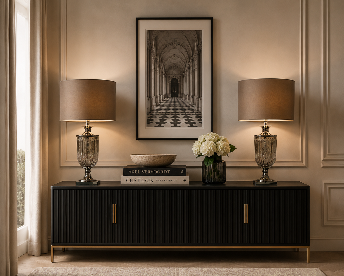 Antikglasurna Bordslampa med Taupe Skärm – Elegant Bordslampa i Vintage Stil