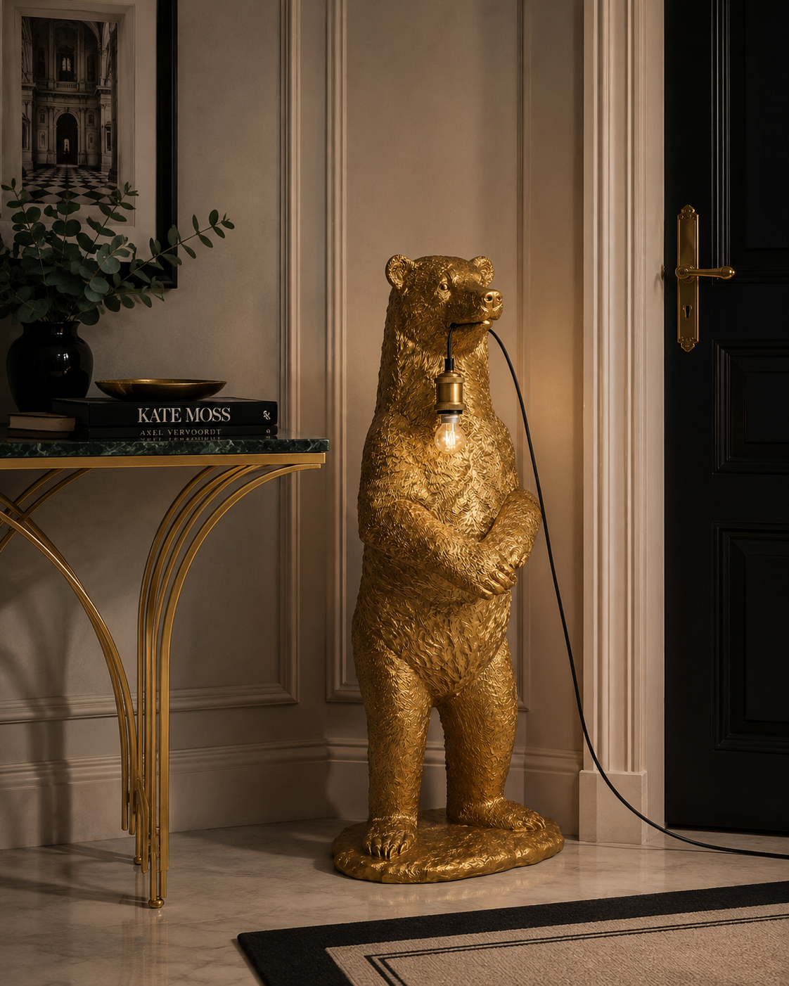 Golvlampa Björn i Antikguld – Skulptural Designlampa