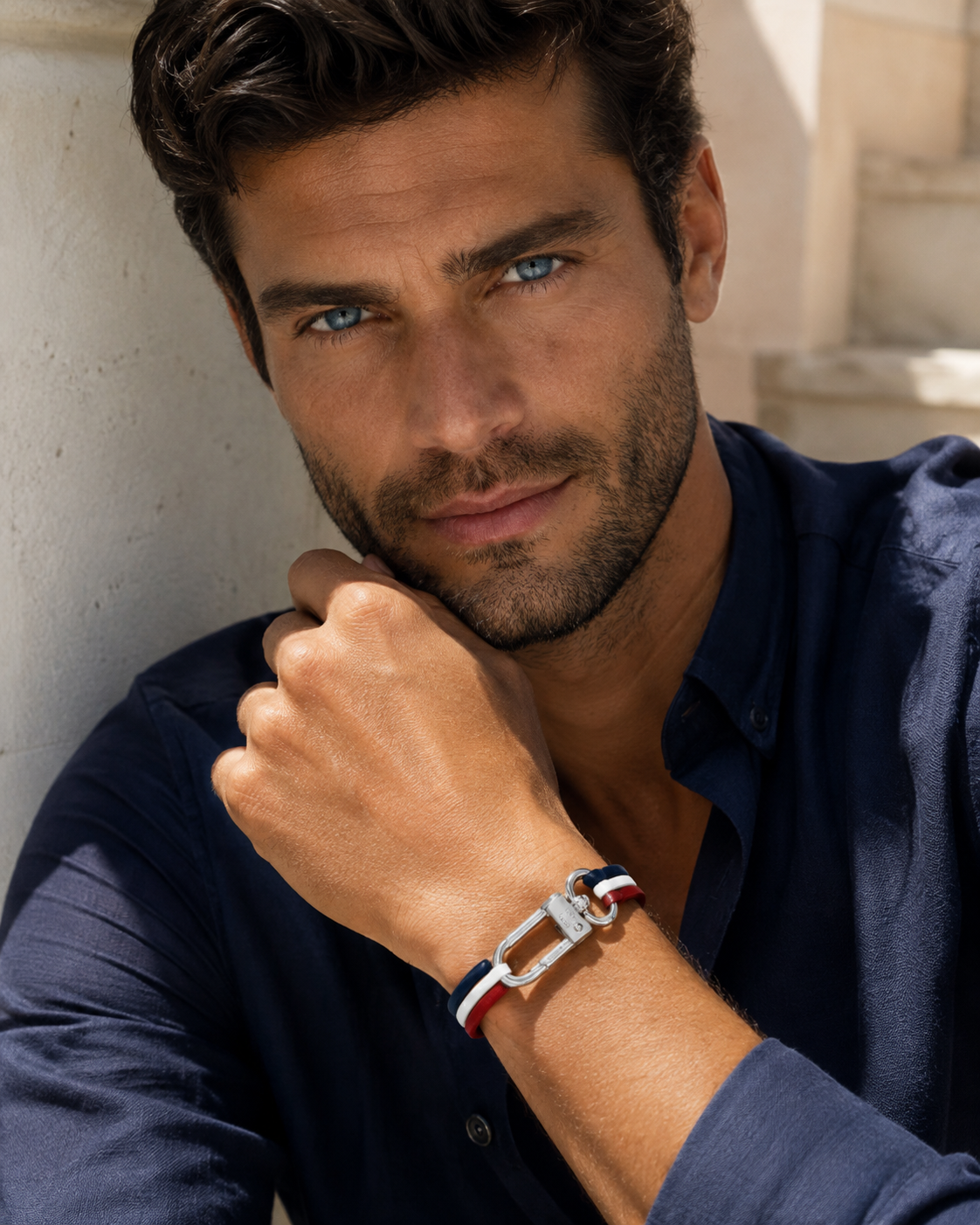 Paris Armband i Italienskt Läder Med Silverfärgat Lås – 21 cm