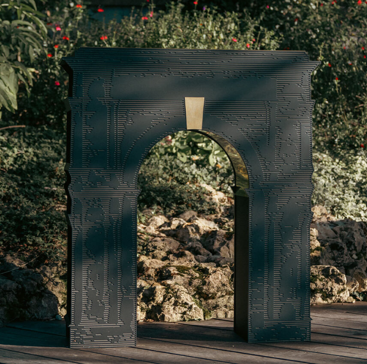 Triomphe Konsolbord I Svart Och Mässing – Design Julien Gorrias