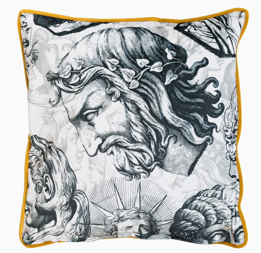 Dekorativ Prydnadskudde Med Antikt Motiv (Man) – 50 × 50 cm