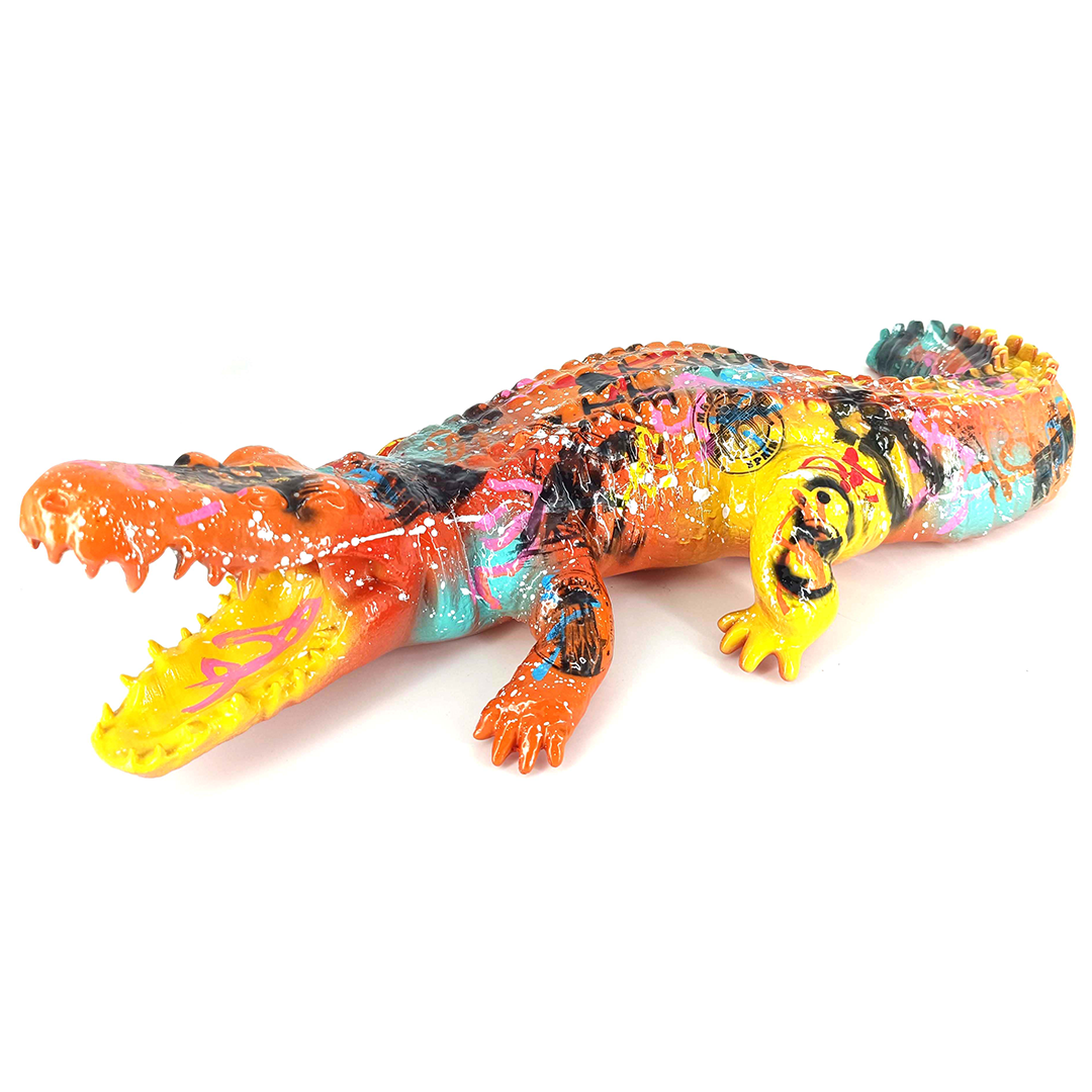 Orange Krokodil (XS) - Handmålad och Numrerad Skulptur med Certifikat