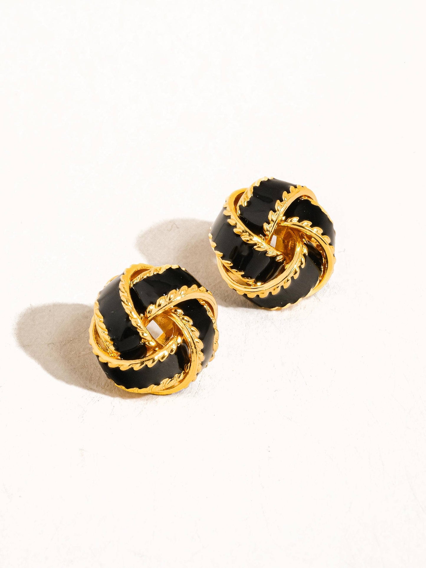 Gina - 18K Gold Plated Knot Earrings - Black Enamel