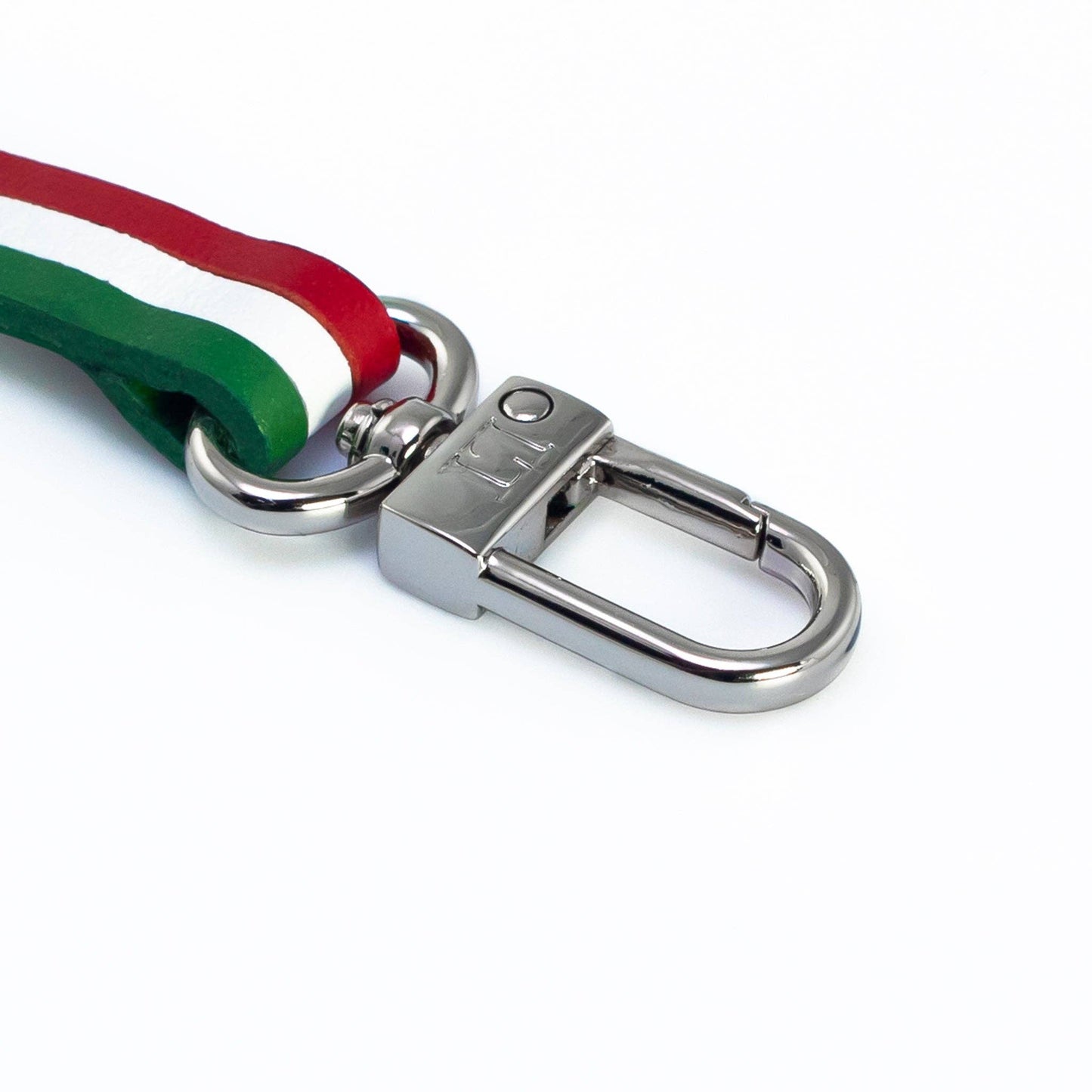 Armband i Italienskt Läder Med Silverfärgat Lås – 19,5 cm